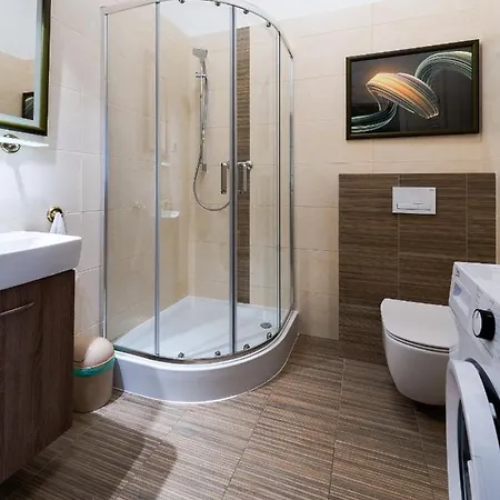 Apartament Inspirujacy - Z Prywatnym Monitorowanym Parkingiem - 4 Osobowy - Space Apart Jelenia Góra Zewnętrze zdjęcie