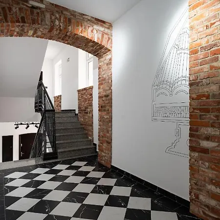 Apartament Inspirujacy - Z Prywatnym Monitorowanym Parkingiem - 4 Osobowy - Space Apart Jelenia Góra Zewnętrze zdjęcie