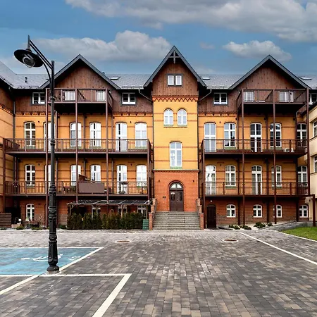 Apartament Inspirujacy - Z Prywatnym Monitorowanym Parkingiem - 4 Osobowy - Space Apart Jelenia Góra Zewnętrze zdjęcie